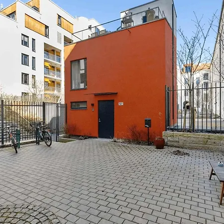 Unikt Townhouse Med Takterrasse Pa Gruenerlokka *