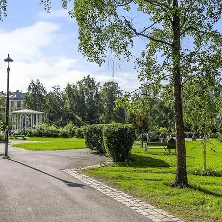 Unikt Townhouse Med Takterrasse Pa Gruenerlokka 奥斯陆